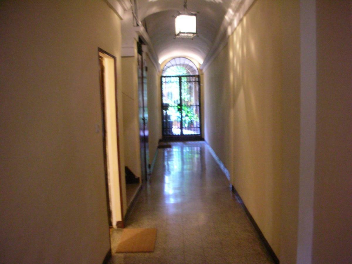 Nice Apartments In Downtown Bologna Exteriör bild